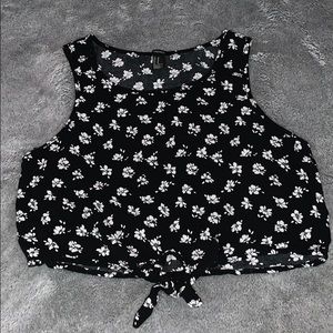 Flower print crop top
